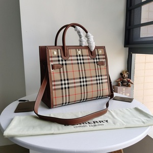 Burberry Handbags 80